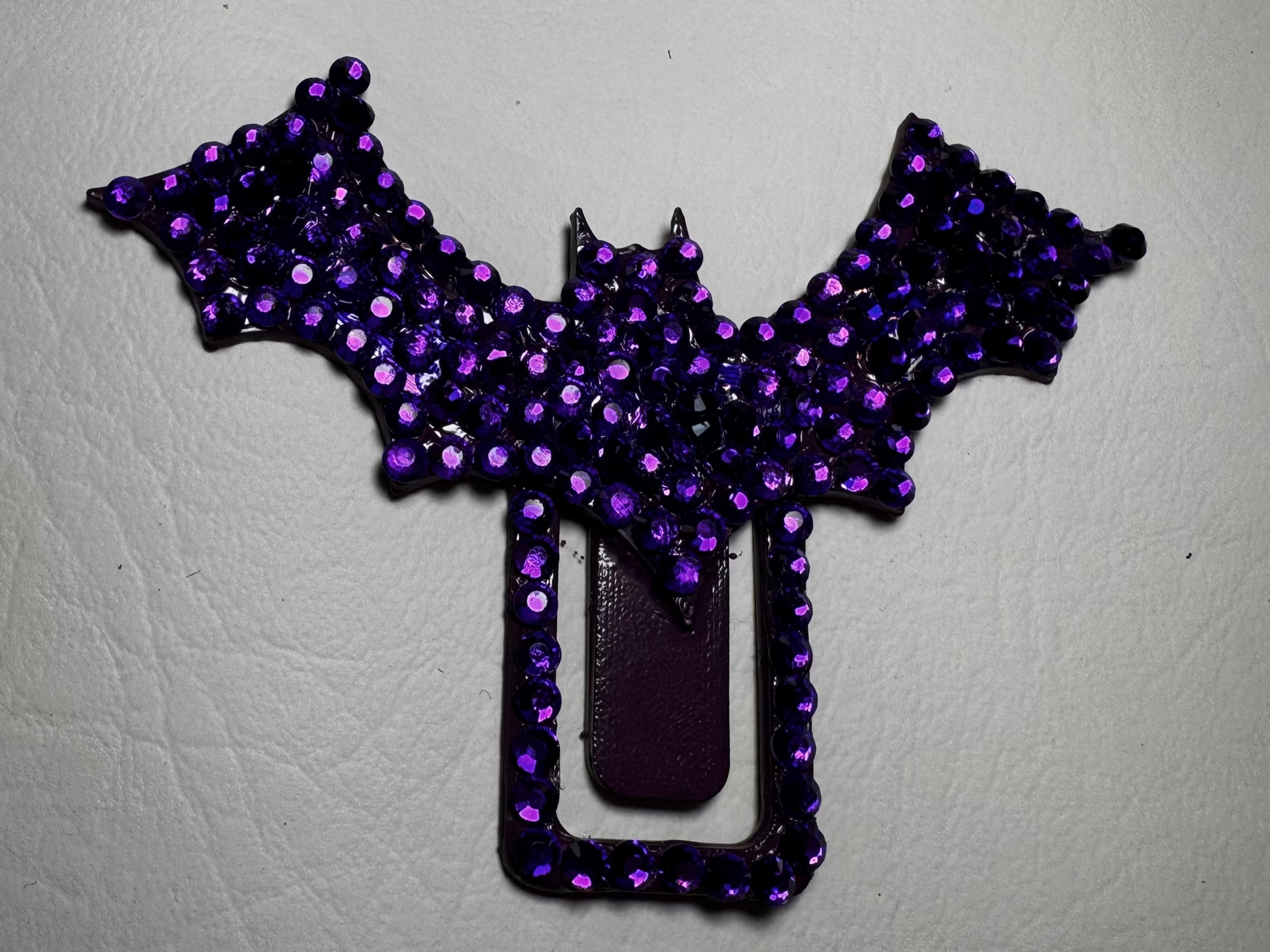 Bat TipClip in purple
